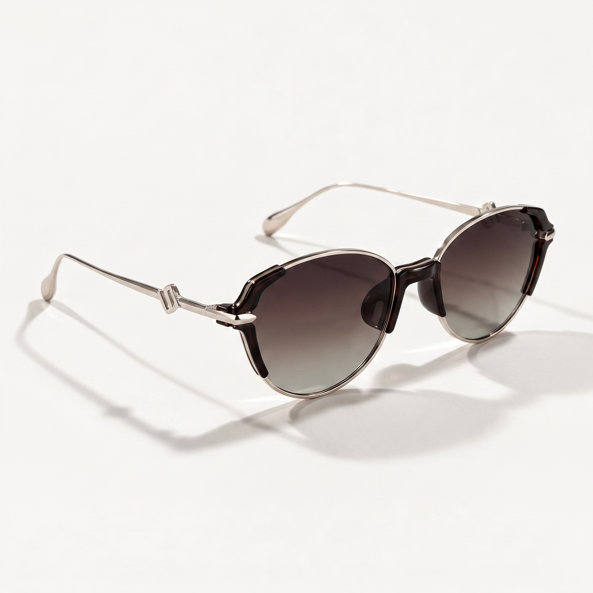 The Blank Tag Refined slim oval polarised sunglasses for women, dark tortoise with silver rim – detail view — view 4