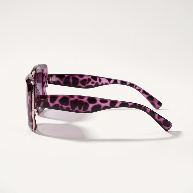 The Blank Tag Sovereign oversized square polarised sunglasses for women, pink demi acetate with pink gradient lens – angled view — view 3